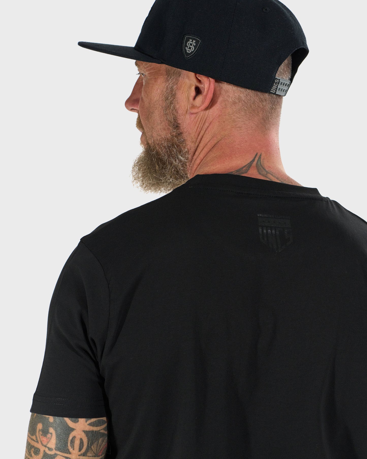 Pánske tričko ALVARO BLACK