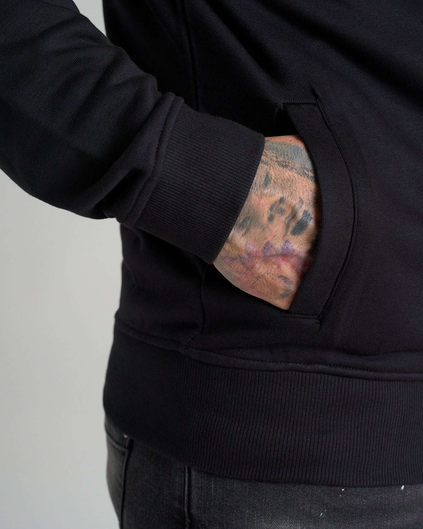 Pánska mikina BASIC IV BLACK