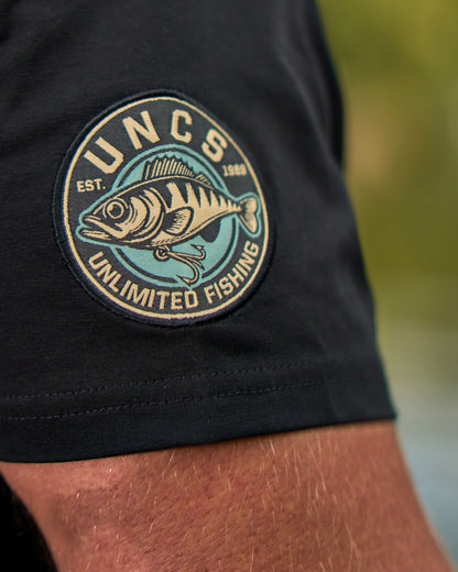 Pánske tričko CARP BLACK