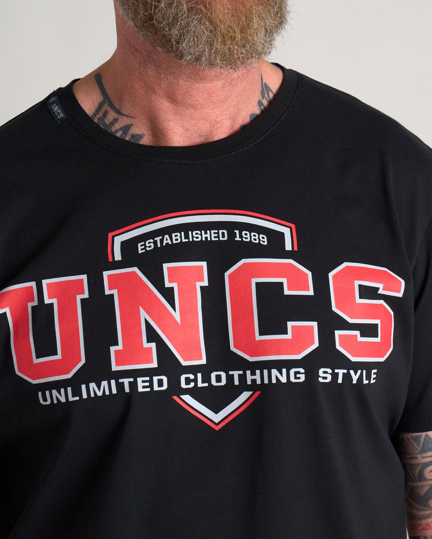 Pánske tričko UNCS TEAM BLACK/RED