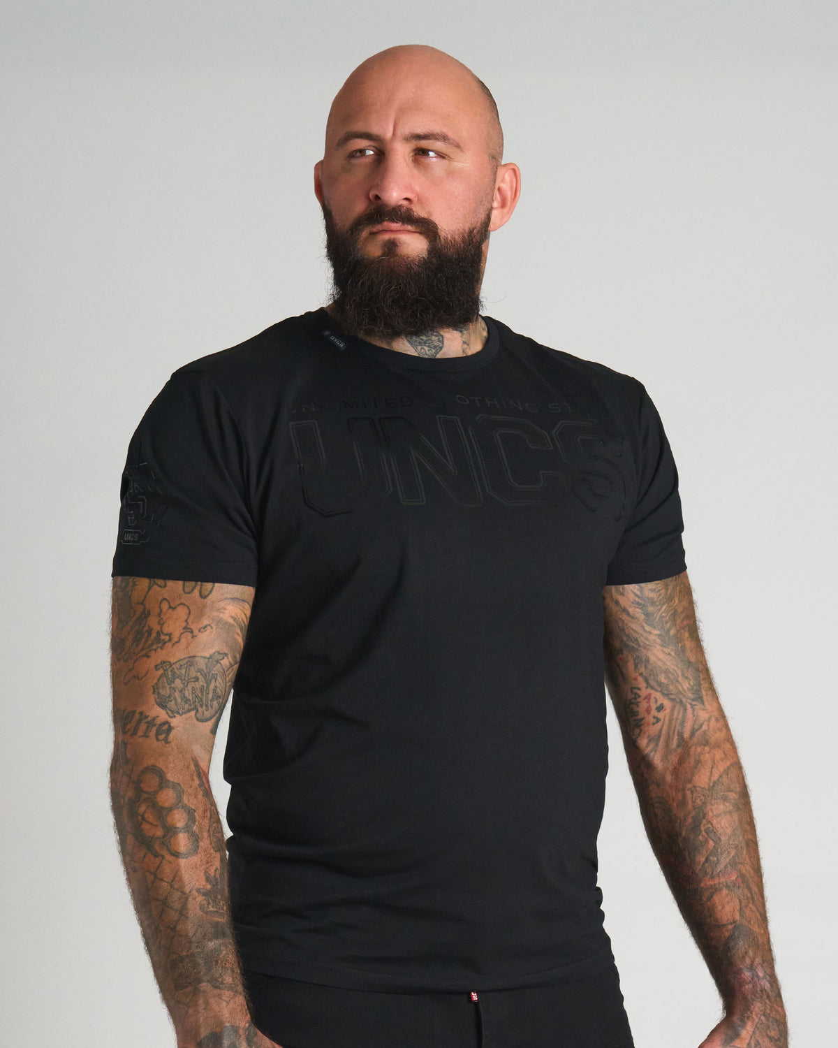 Pánske tričko UNLIMITED V BLACK/BLACK