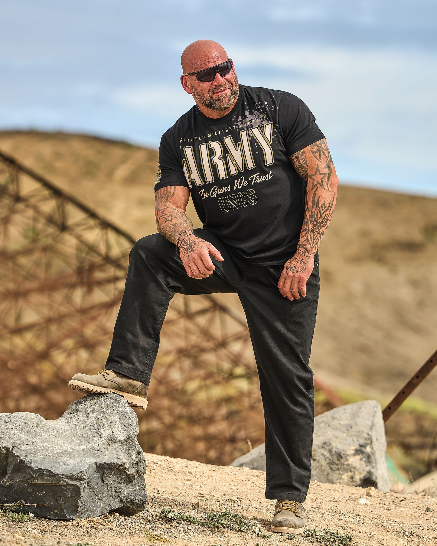 Pánske tričko GUNS II BLACK