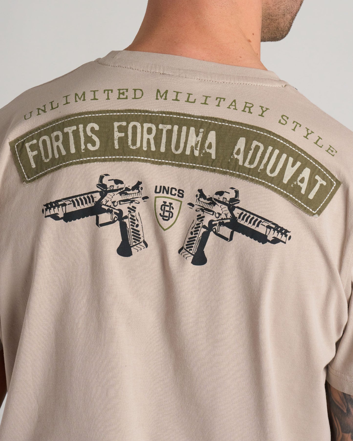 Pánske tričko GUNS II SAND