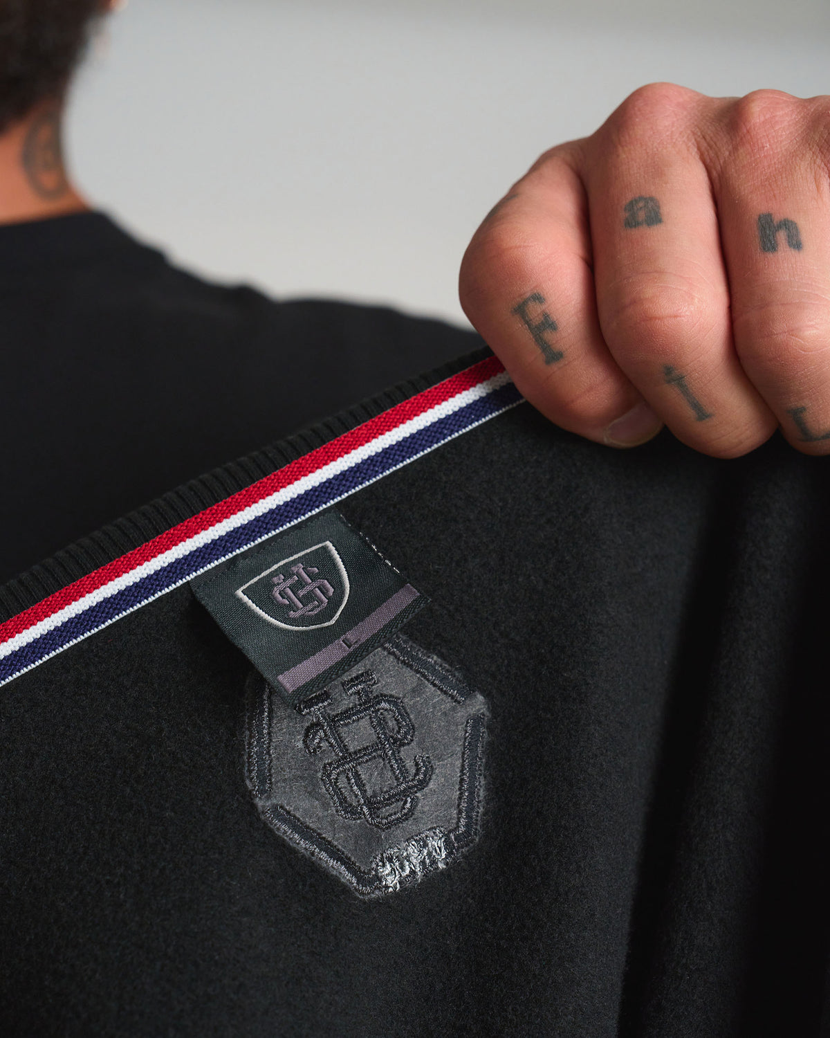 Pánska mikina CAINE IV BLACK