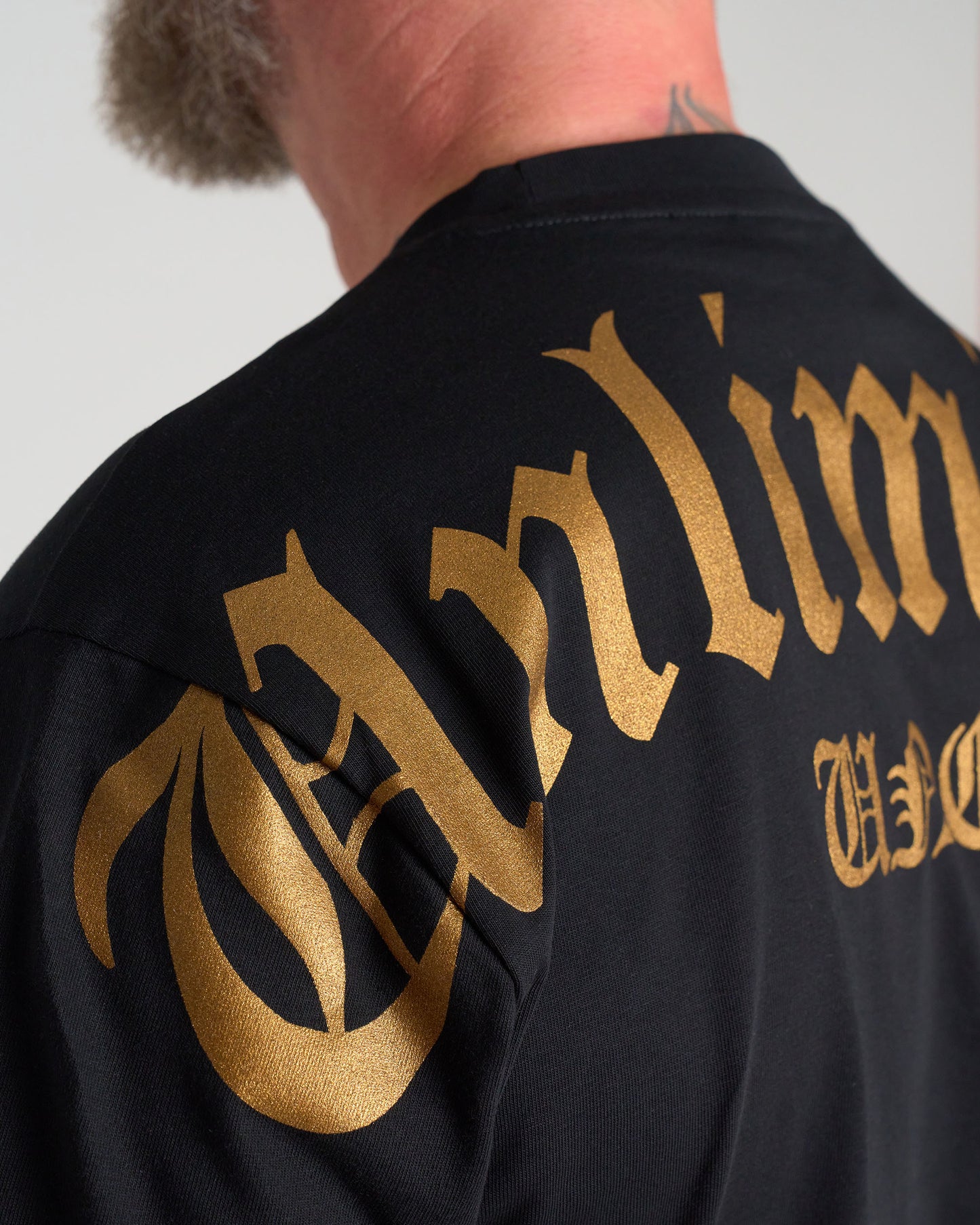 Pánske tričko UNLIMITED (OVERSIZE) BLACK/GOLD