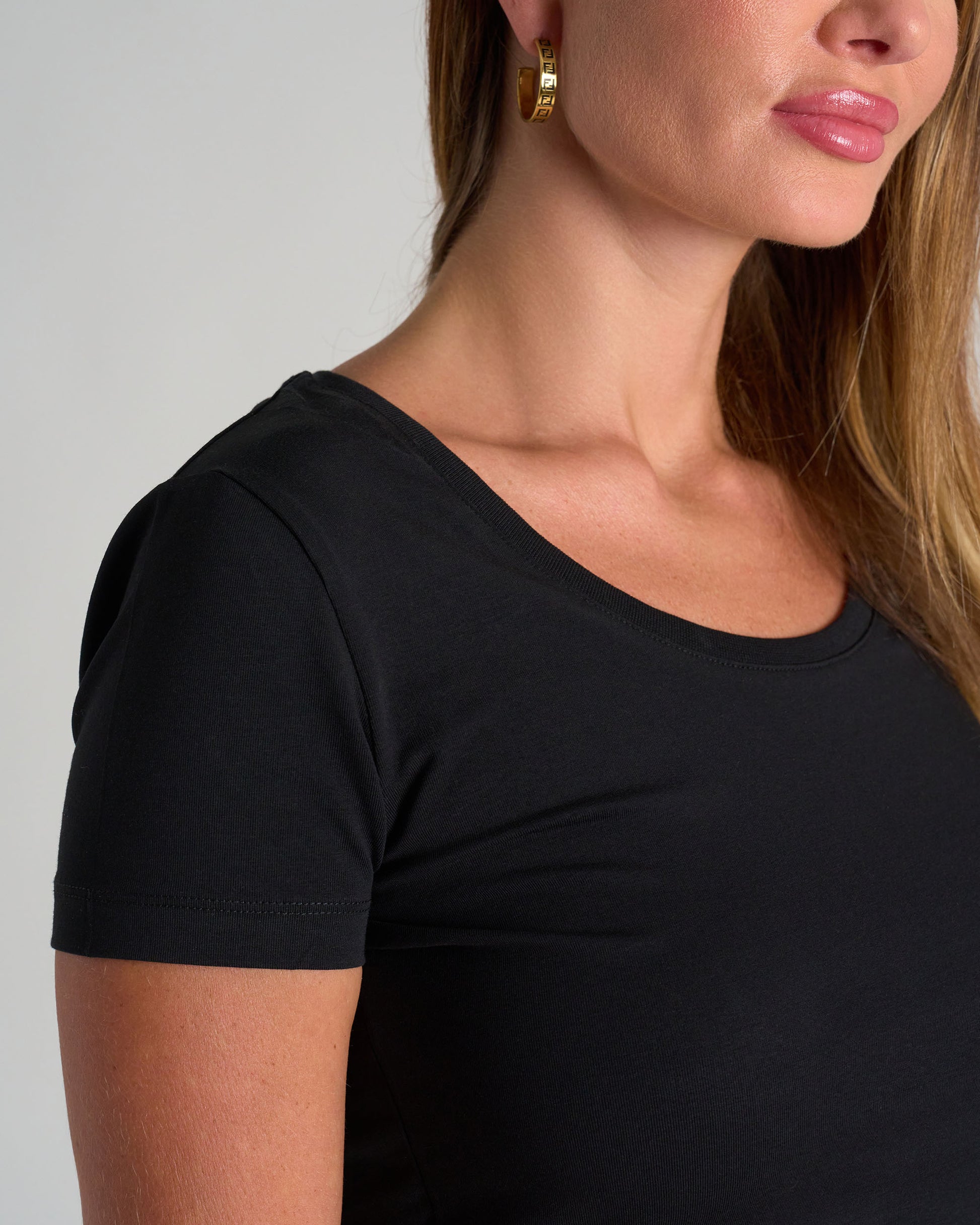 Dámske tričko BASIC BLACK