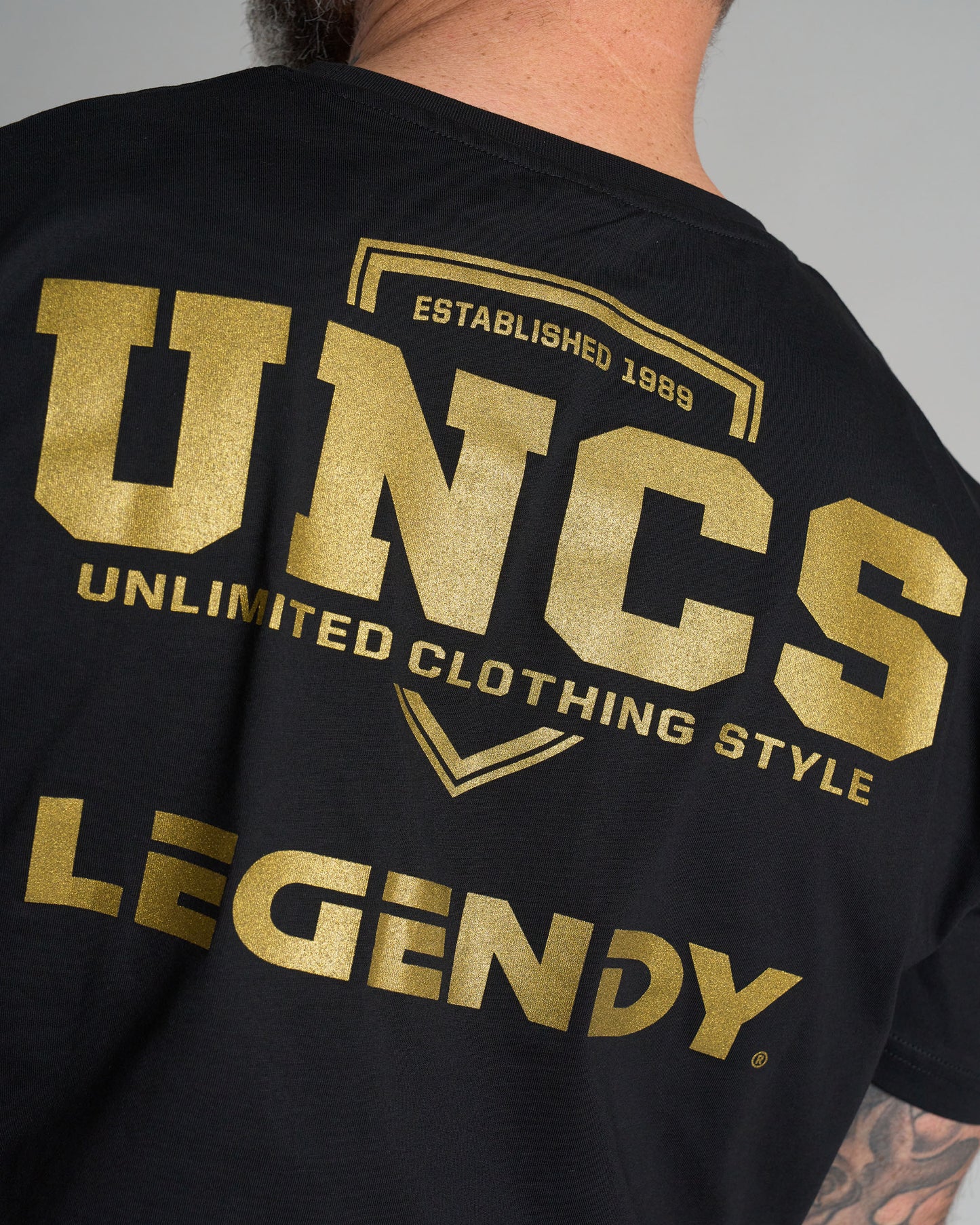 Pánske tričko LEGENDY BLACK