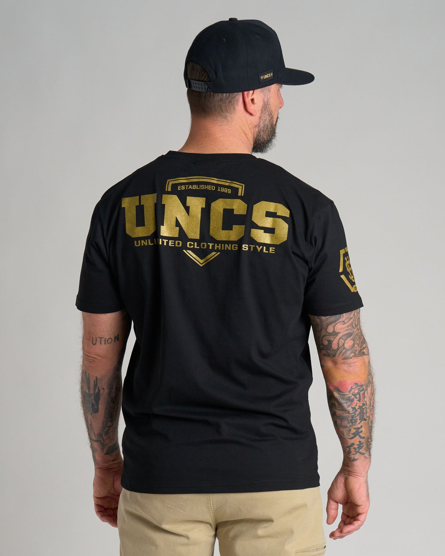 Pánske tričko UNCS GOLD BLACK