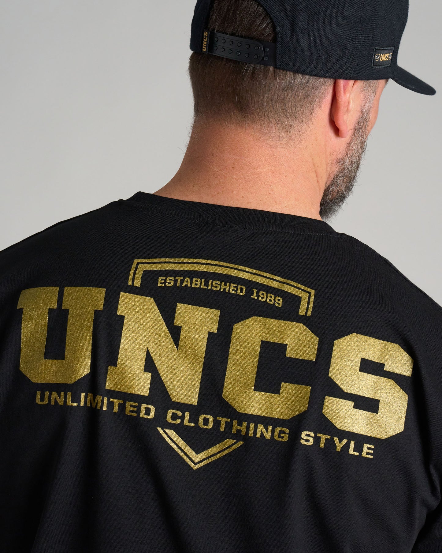 Pánske tričko UNCS GOLD BLACK