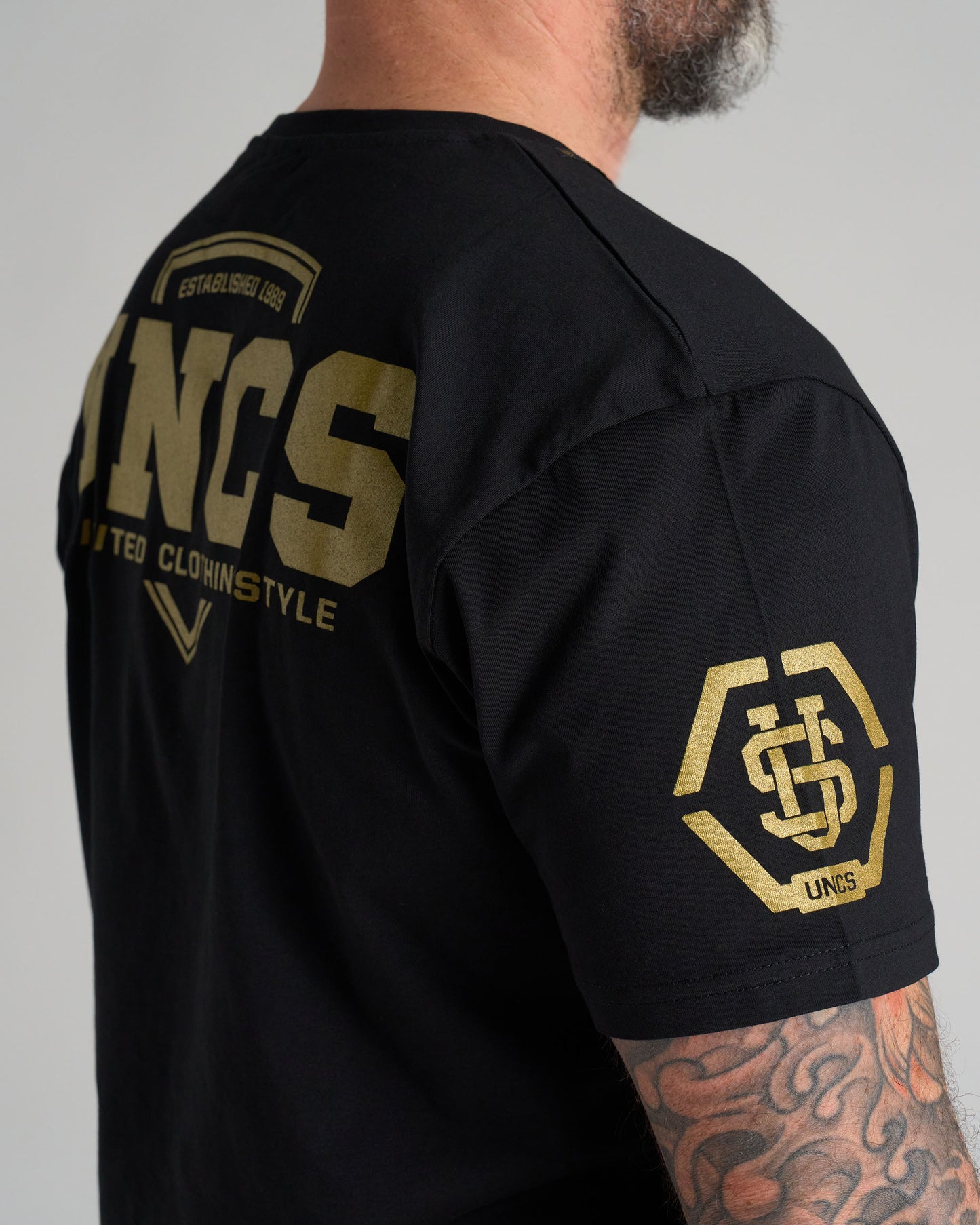 Pánske tričko UNCS GOLD BLACK